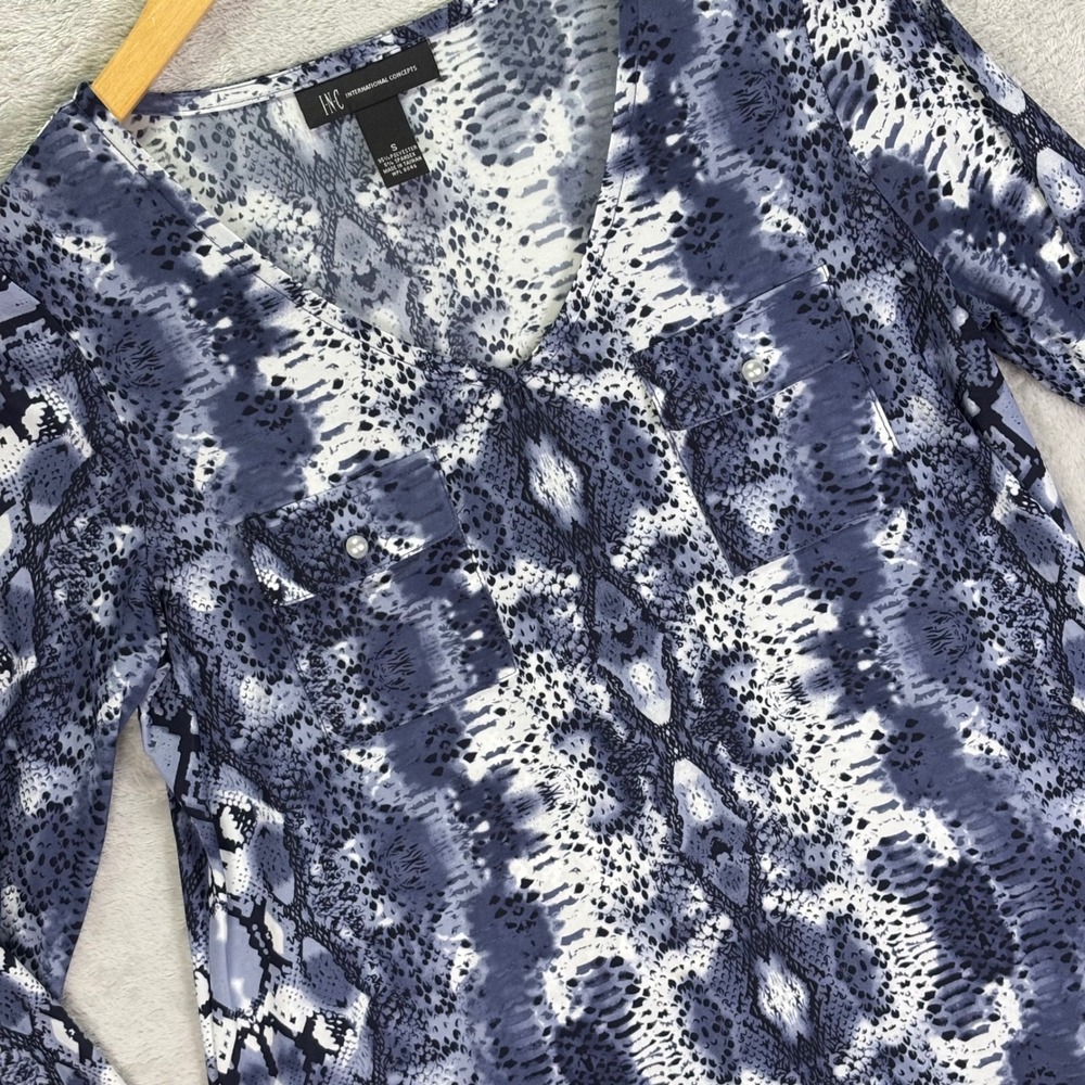 INC Women's Long Sleeve Snakeskin Print V-Neck Blouse Pearl Button Detail Sz S